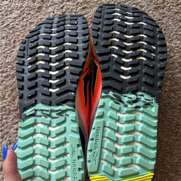 Reebok nano size 9.5 - Picture 3 of 4